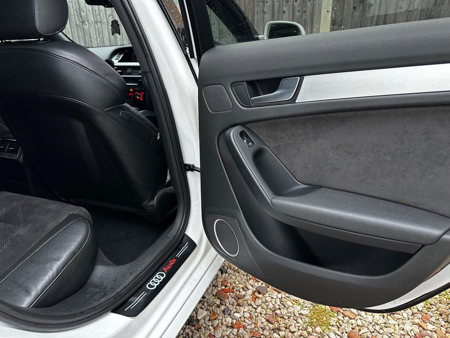 Used Audi A4 2010 for sale - 76995324: Photo 42