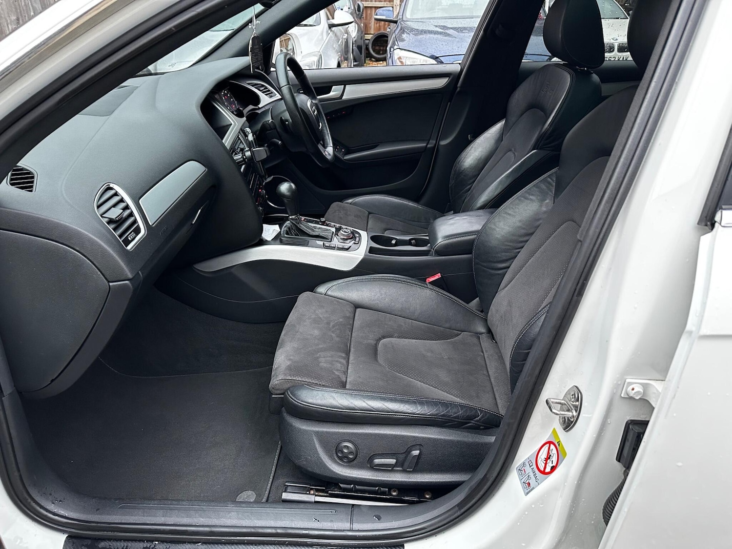 Used Audi A4 2010 for sale - 76995324: Photo 47