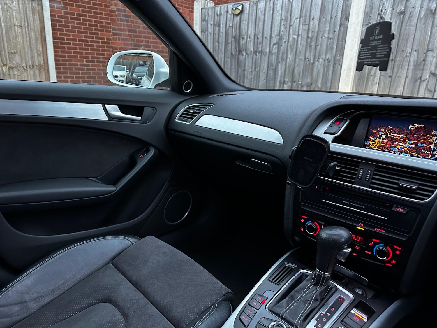 Used Audi A4 2010 for sale - 76995324: Photo 68