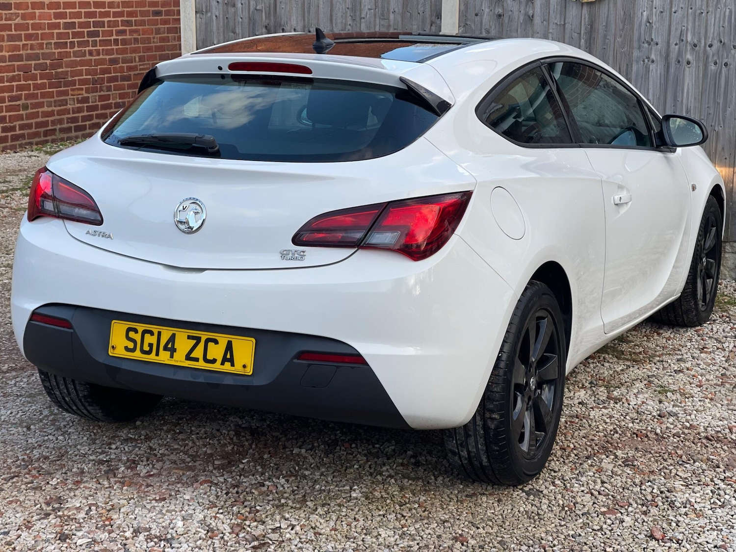 Used Vauxhall Astra GTC 2014 for sale - 77852803: Photo 17