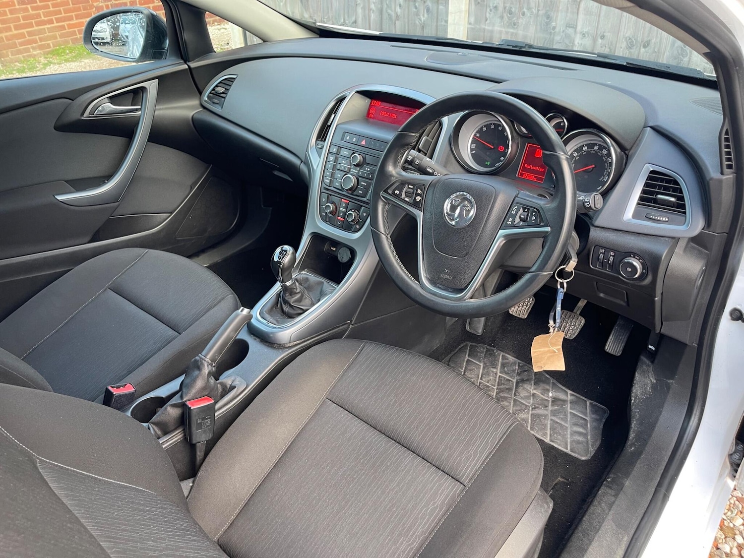 Used Vauxhall Astra GTC 2014 for sale - 77852803: Photo 18