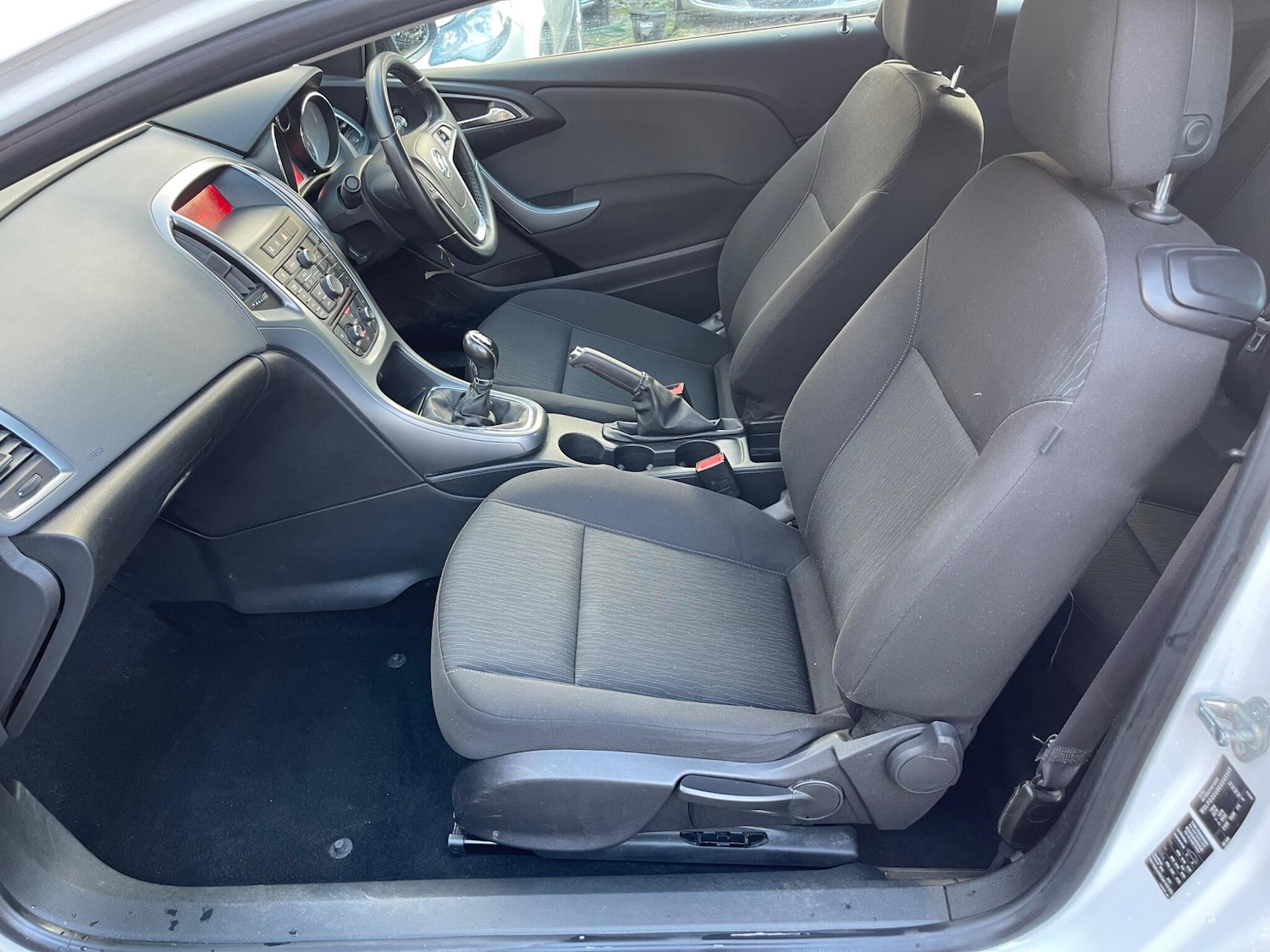 Used Vauxhall Astra GTC 2014 for sale - 77852803: Photo 33