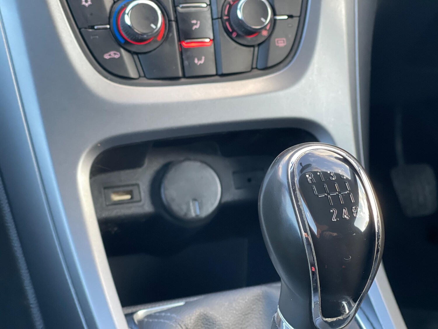 Used Vauxhall Astra GTC 2014 for sale - 77852803: Photo 39