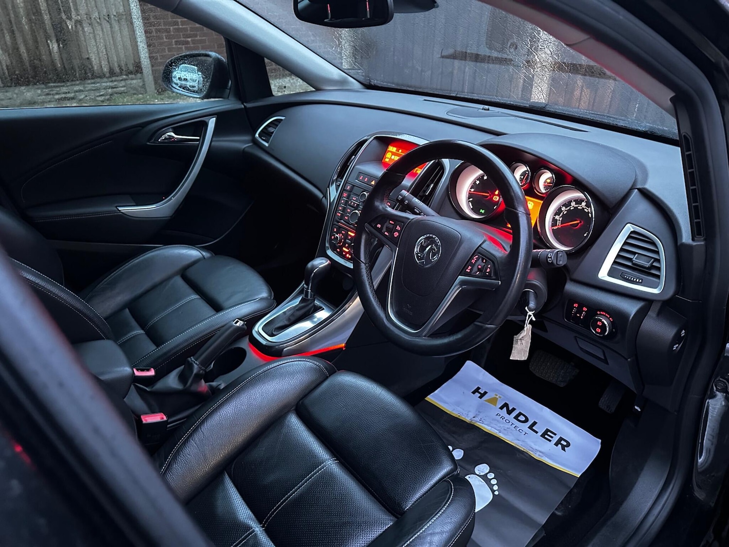 Used Vauxhall Astra 2013 for sale - 77290967: Photo 24