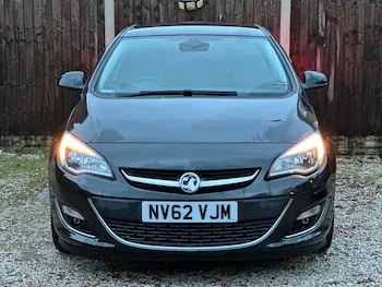 Used Vauxhall Astra 2013 for sale - 77290967: Photo