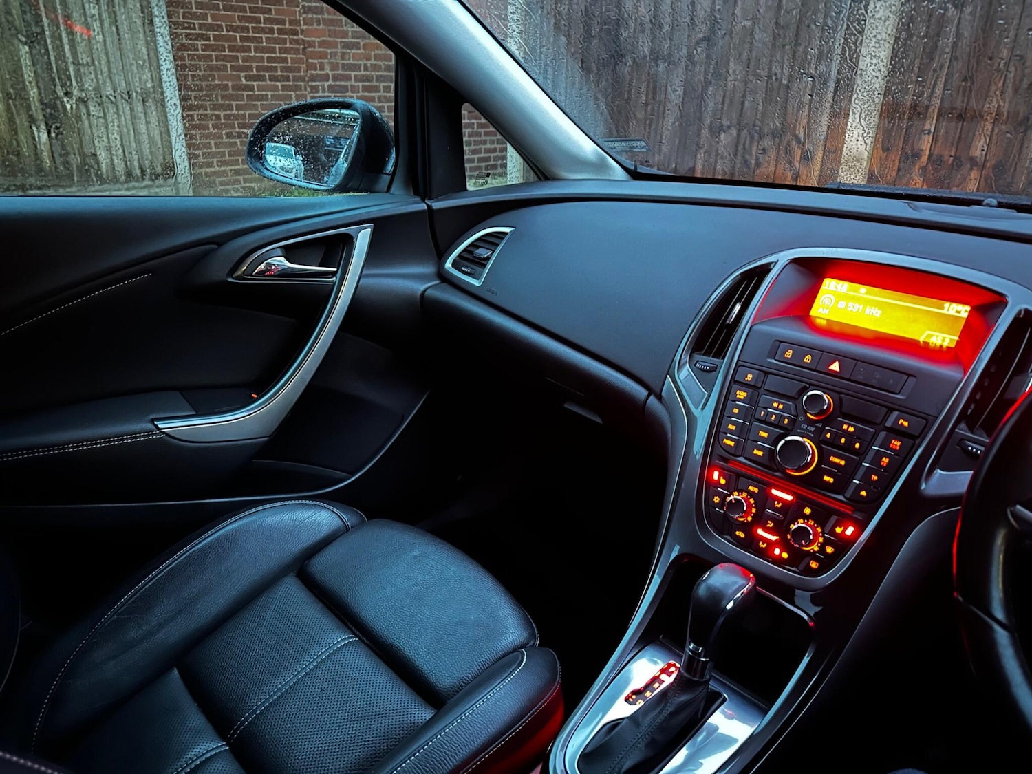 Used Vauxhall Astra 2013 for sale - 77290967: Photo 45