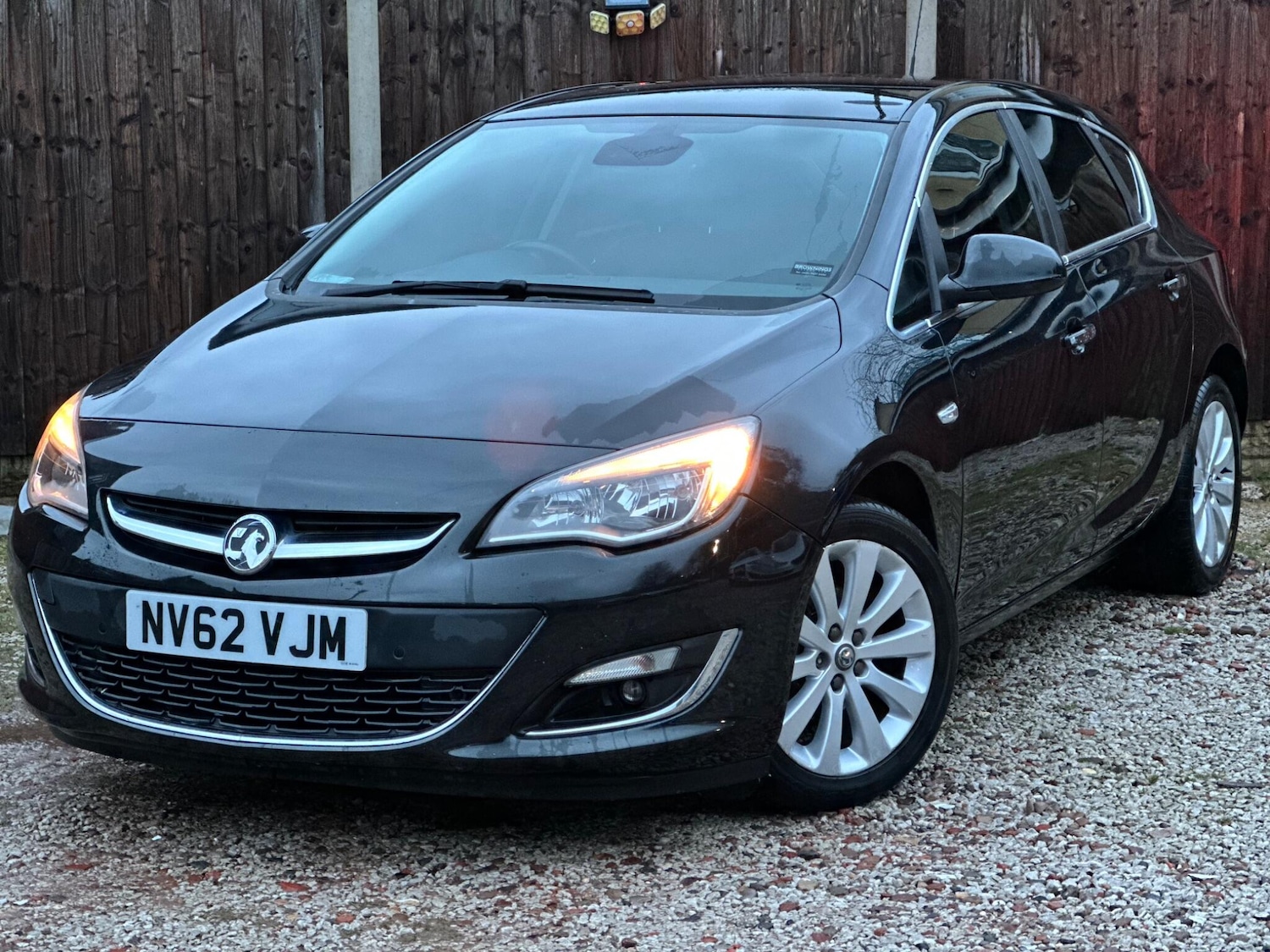 Used Vauxhall Astra 2013 for sale - 77290967: Photo 5