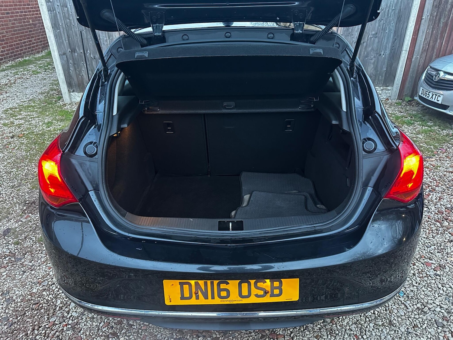 Used Vauxhall Astra 2016 for sale - 76551137: Photo 12