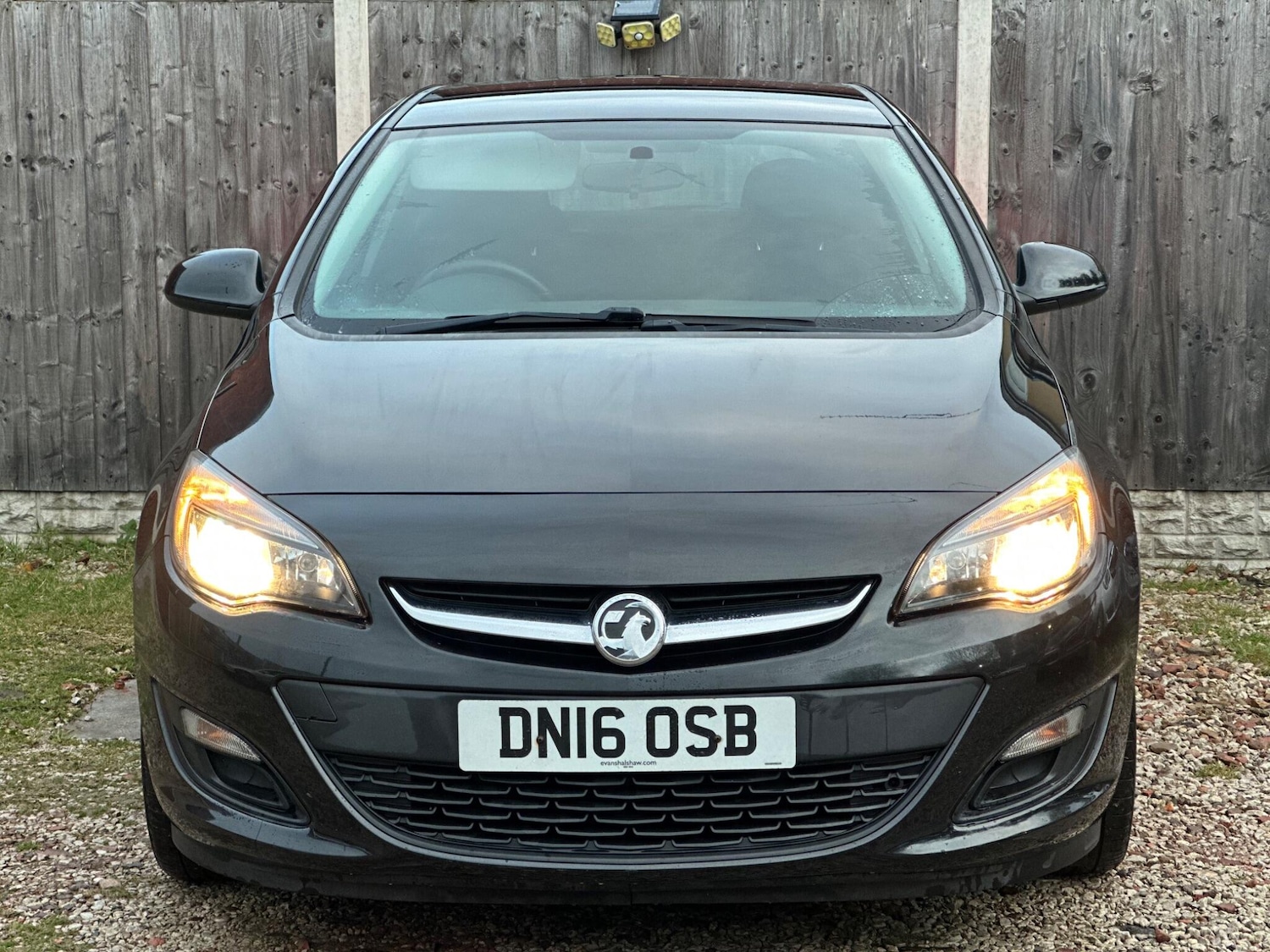 Used Vauxhall Astra 2016 for sale - 76551137: Photo 2