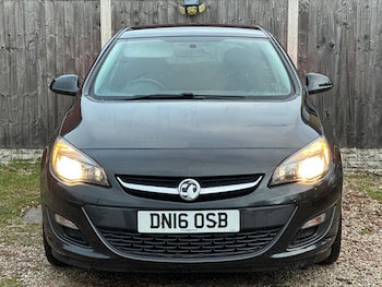 Used Vauxhall Astra 2016 for sale - 76551137: Photo