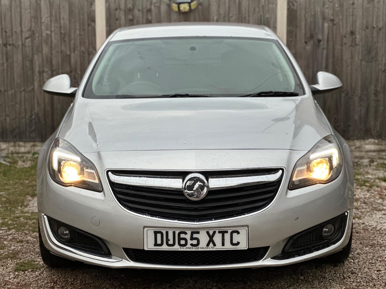 Used Vauxhall Insignia 2015 for sale - 76315248: Photo 2