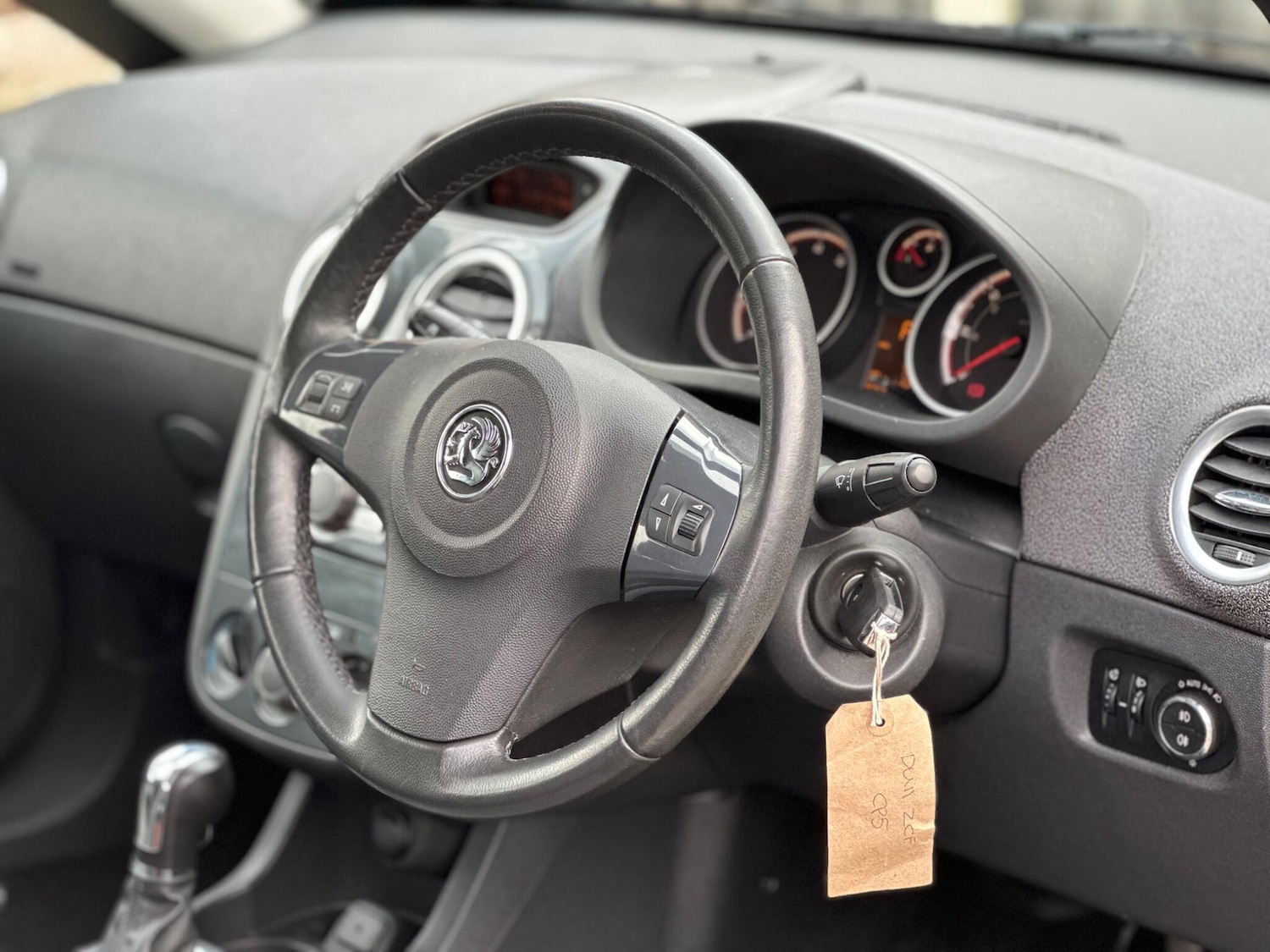 Used Vauxhall Corsa 2011 for sale - 77612440: Photo 21