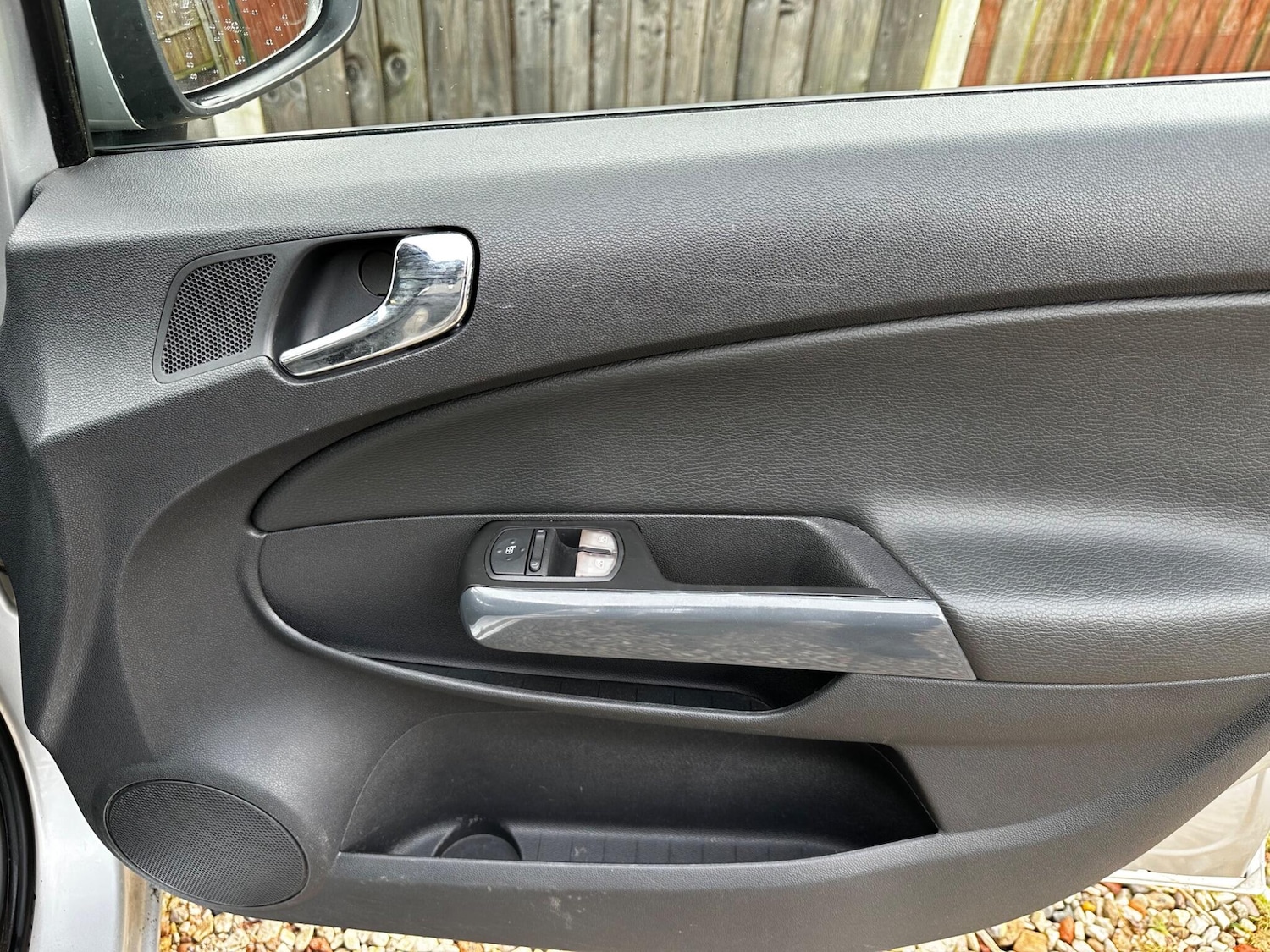 Used Vauxhall Corsa 2011 for sale - 77612440: Photo 23