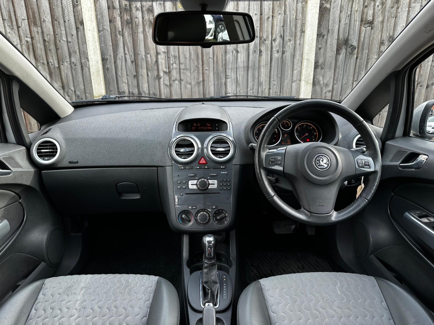 Used Vauxhall Corsa 2011 for sale - 77612440: Photo 37