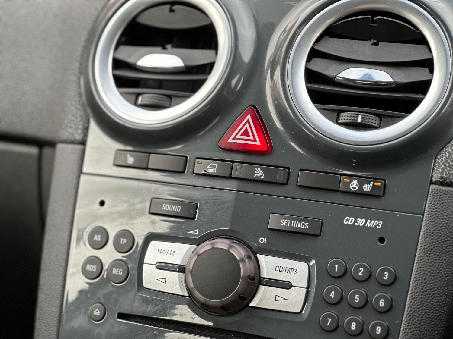 Used Vauxhall Corsa 2011 for sale - 77612440: Photo 44