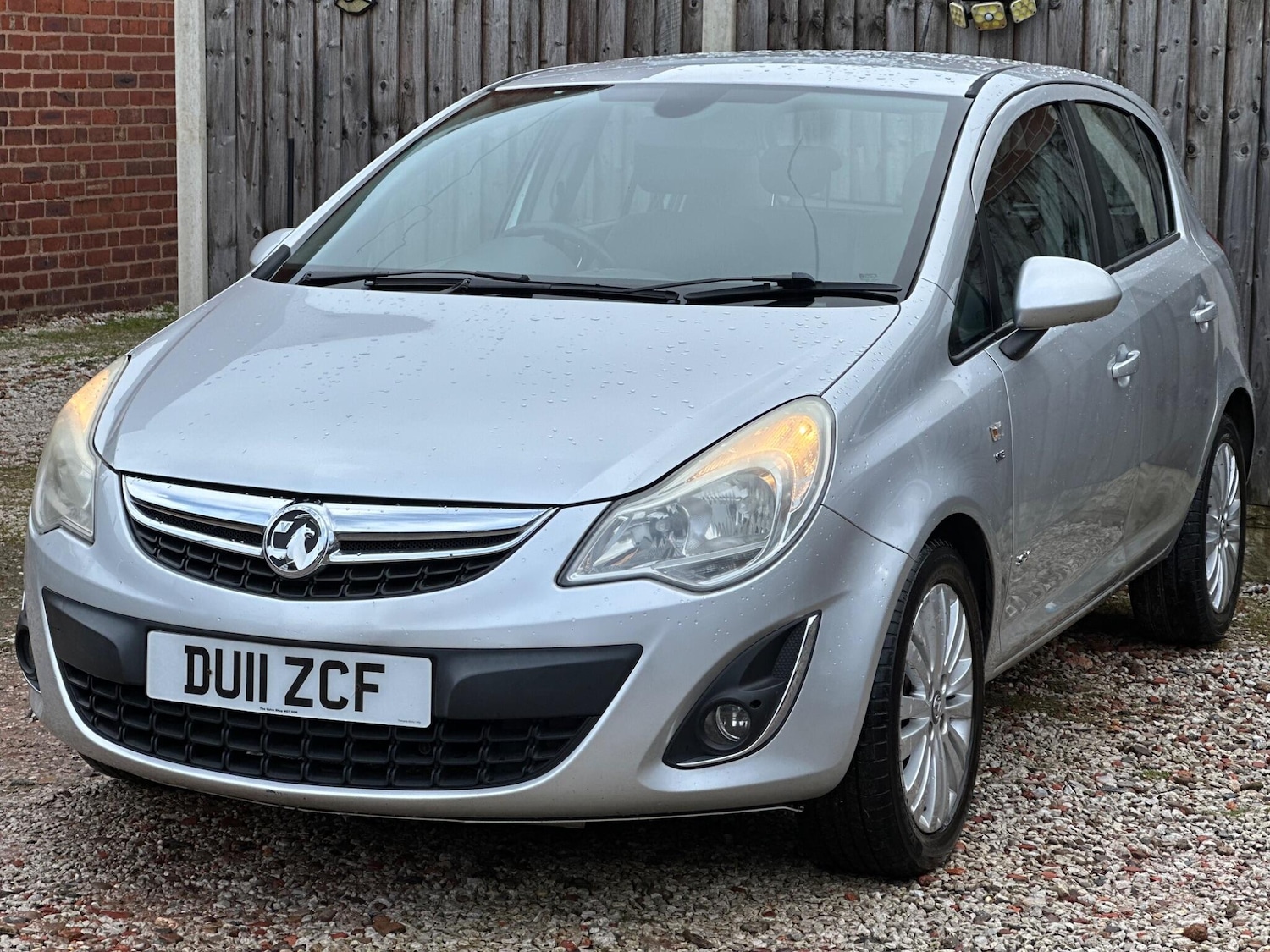 Used Vauxhall Corsa 2011 for sale - 77612440: Photo 5