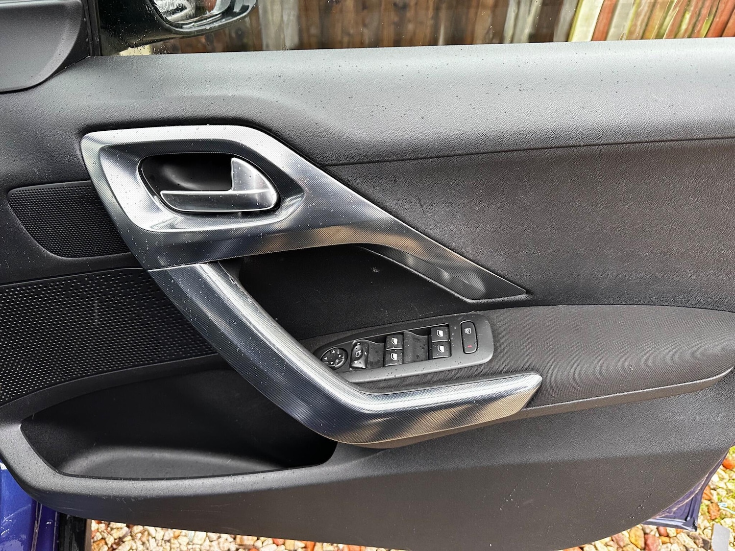 Used Peugeot 2008 2015 for sale - 77550258: Photo 23