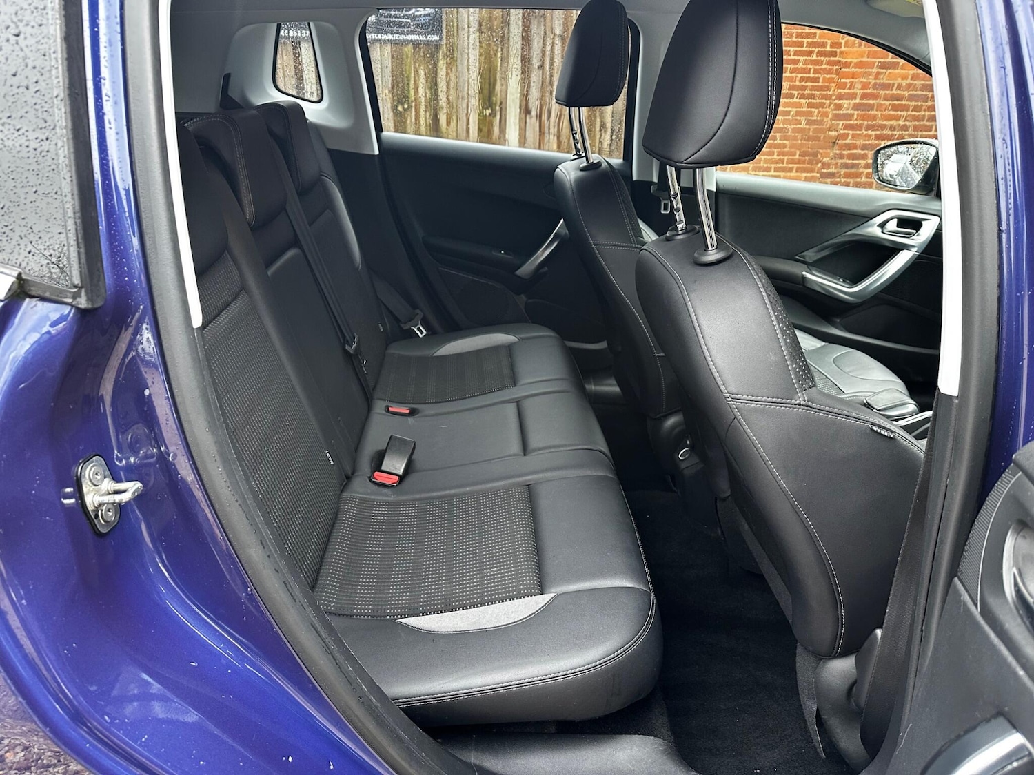 Used Peugeot 2008 2015 for sale - 77550258: Photo 30