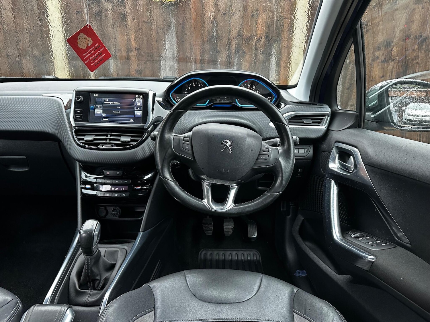 Used Peugeot 2008 2015 for sale - 77550258: Photo 40