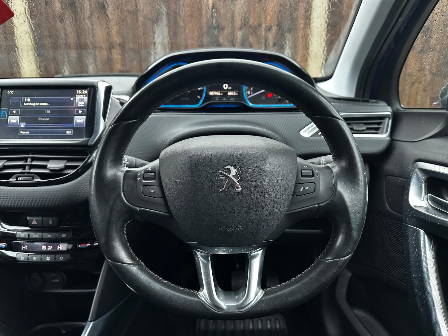 Used Peugeot 2008 2015 for sale - 77550258: Photo 43