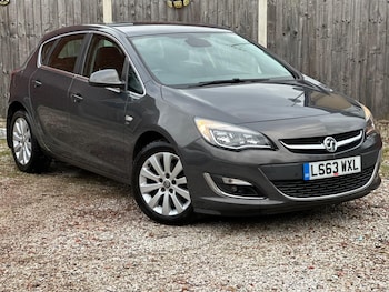 Used Vauxhall Astra 2013 for sale - 77738366: Photo
