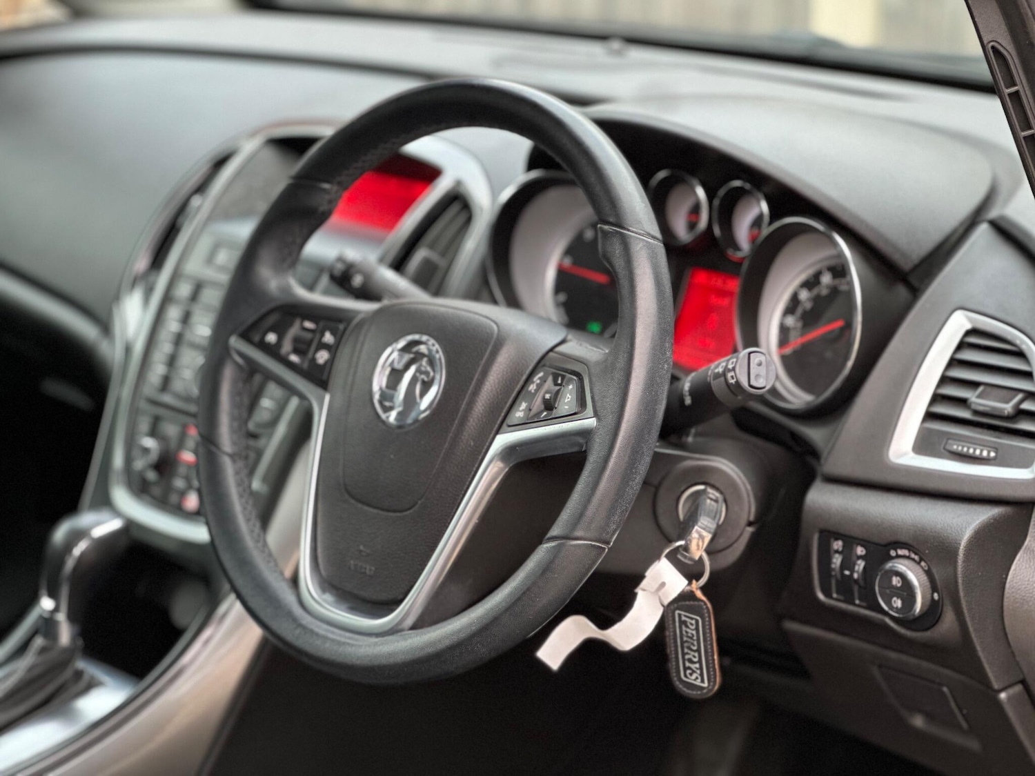 Used Vauxhall Astra 2013 for sale - 77738366: Photo 26