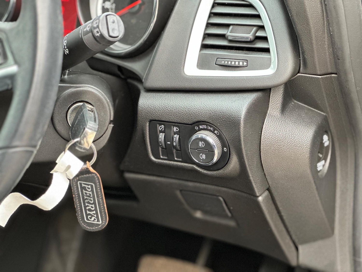 Used Vauxhall Astra 2013 for sale - 77738366: Photo 30