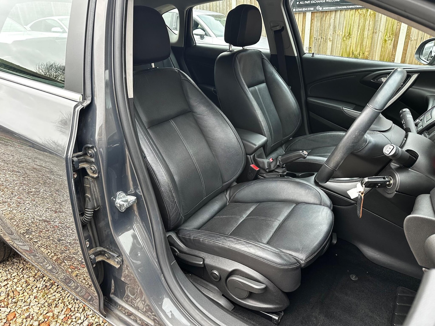 Used Vauxhall Astra 2013 for sale - 77738366: Photo 33