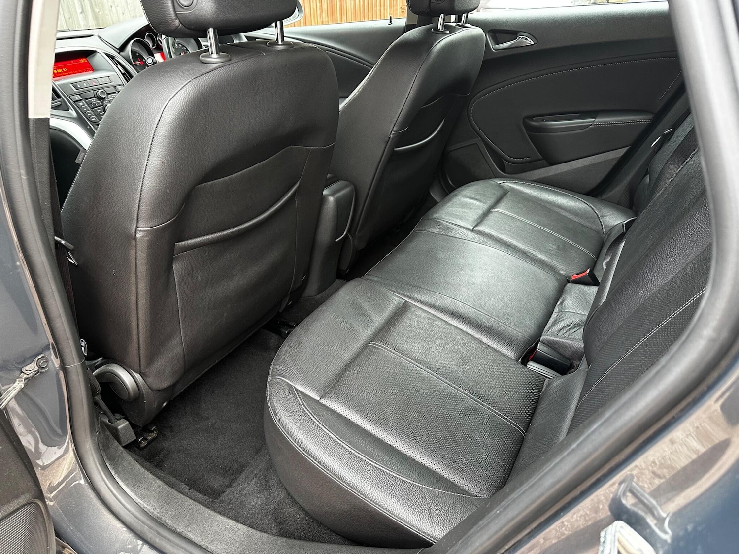 Used Vauxhall Astra 2013 for sale - 77738366: Photo 40