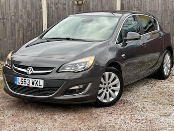 Used Vauxhall Astra 2013 for sale - 77738366: Photo