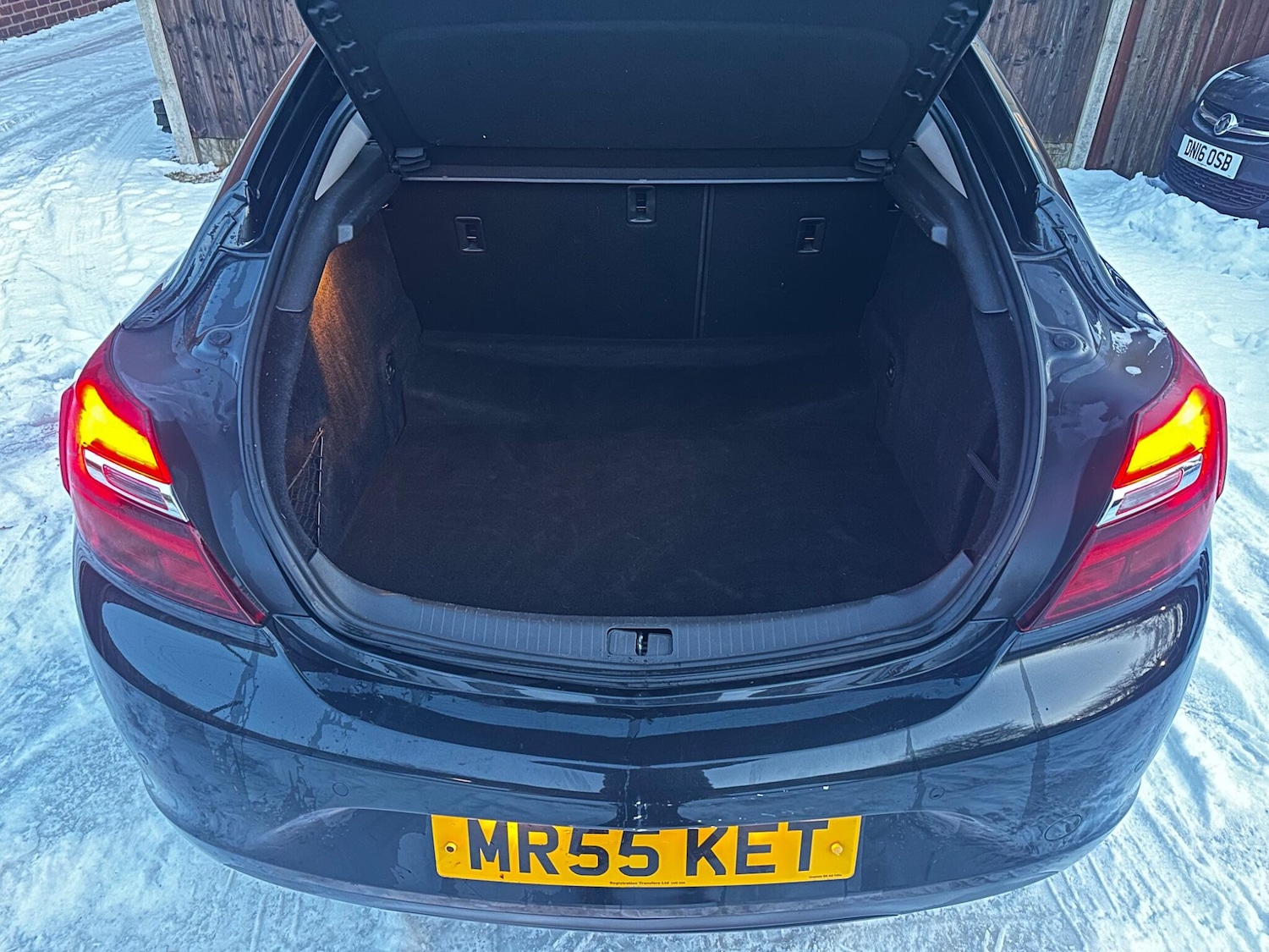 Used Vauxhall Insignia 2016 for sale - 77162982: Photo 16