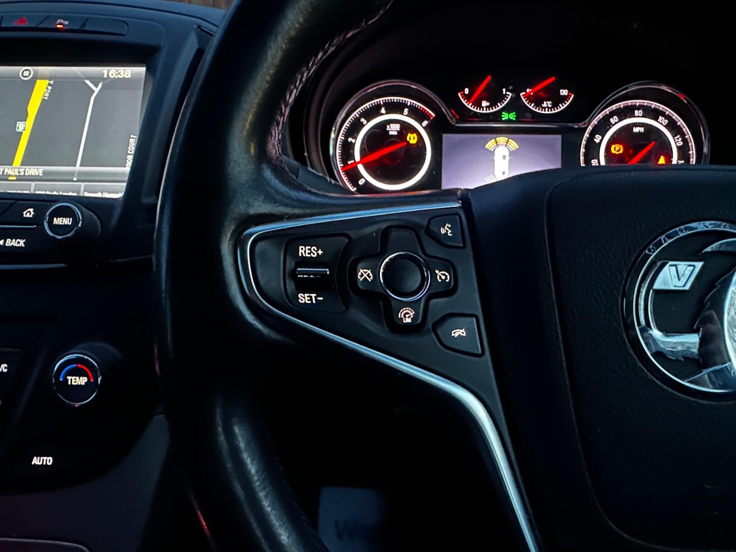 Used Vauxhall Insignia 2016 for sale - 77162982: Photo 38