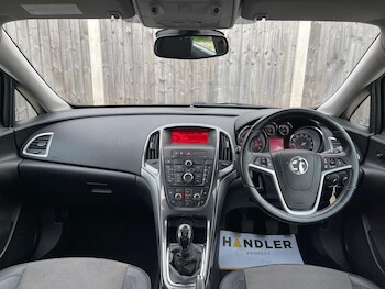 Used Vauxhall Astra 2013 for sale - 78528985: Photo
