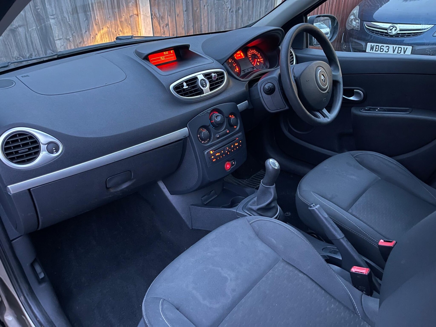 Used Renault Clio 2009 for sale - 77982703: Photo 27