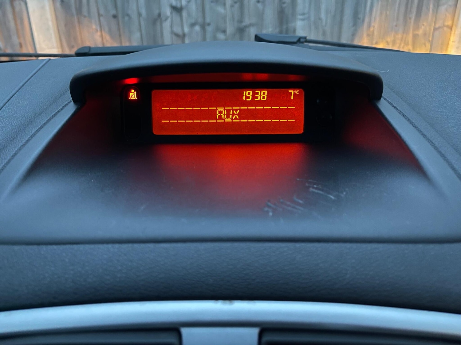 Used Renault Clio 2009 for sale - 77982703: Photo 40