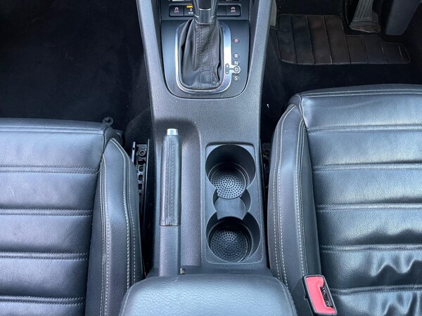 Used Volkswagen Scirocco 2013 for sale - 75728951: Photo 38