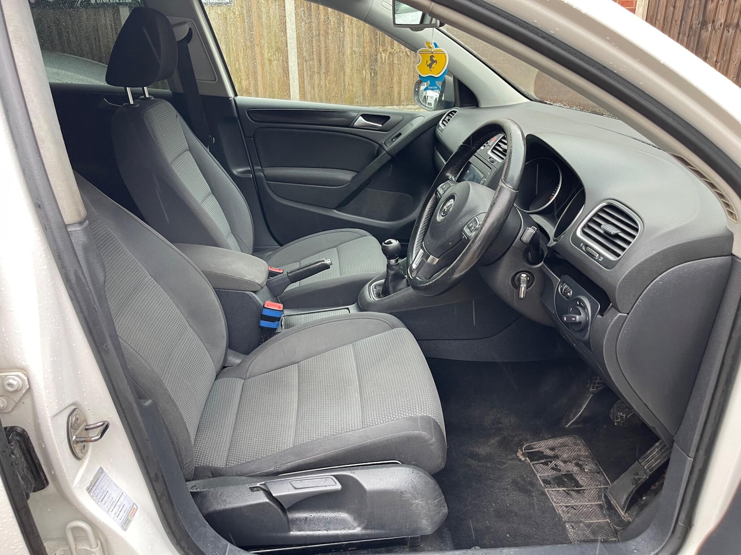 Used Volkswagen Golf 2010 for sale - 77898183: Photo 22