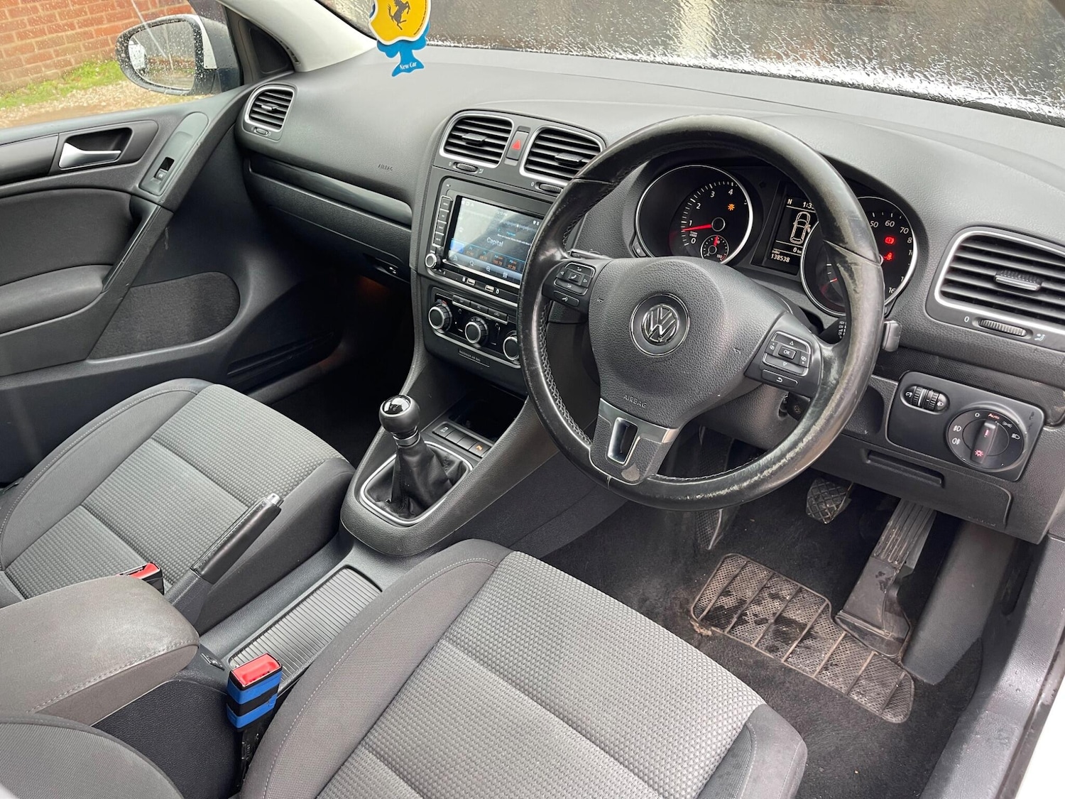 Used Volkswagen Golf 2010 for sale - 77898183: Photo 28
