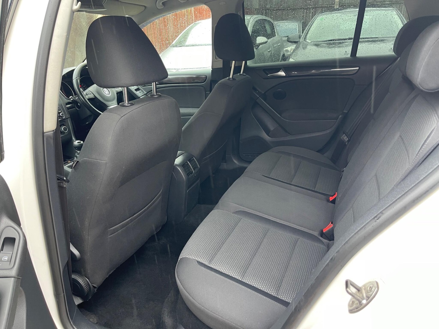 Used Volkswagen Golf 2010 for sale - 77898183: Photo 29