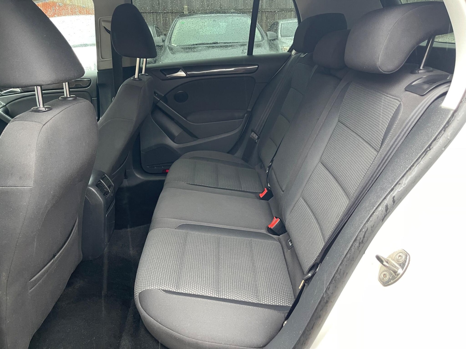 Used Volkswagen Golf 2010 for sale - 77898183: Photo 32