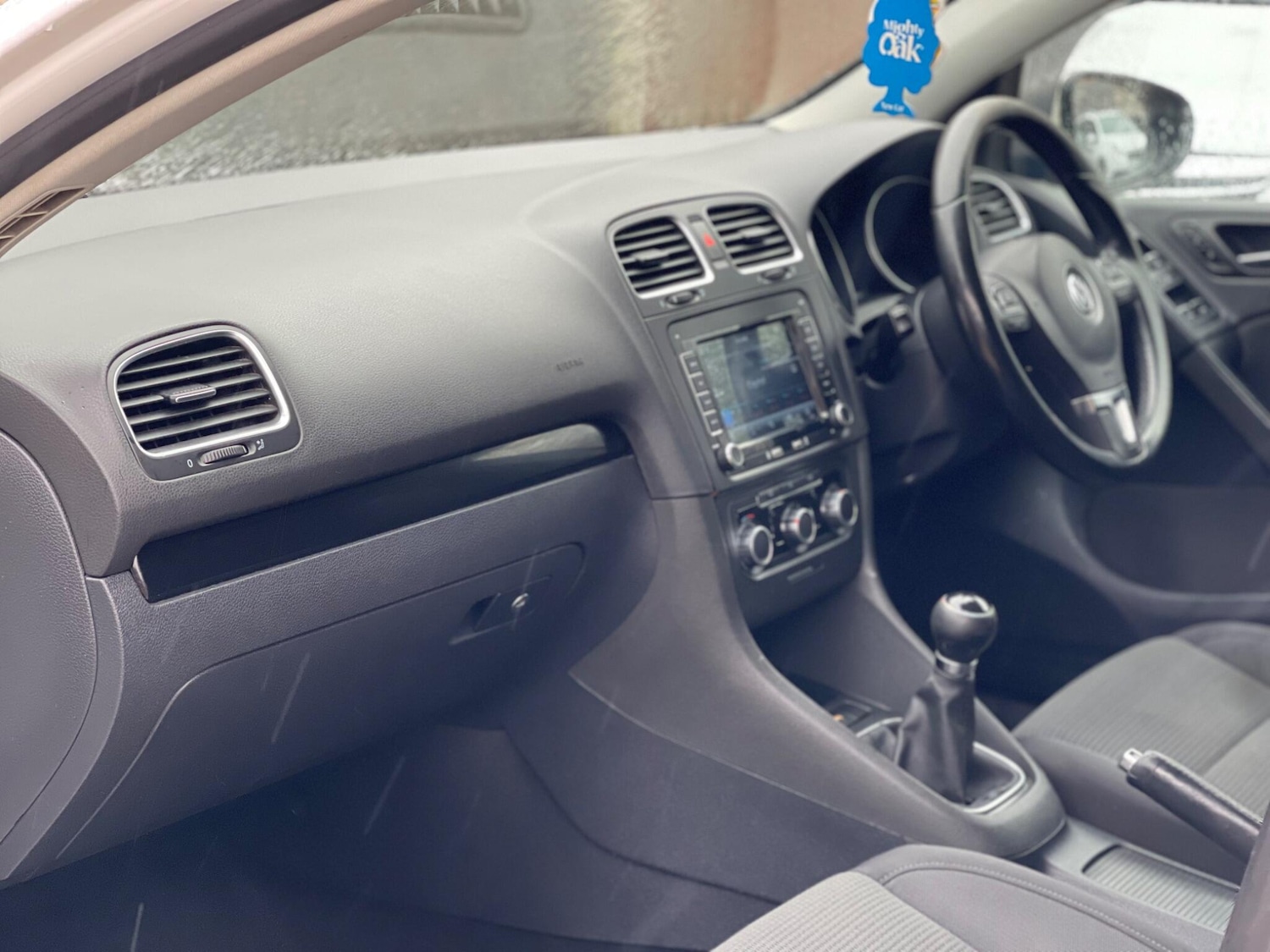 Used Volkswagen Golf 2010 for sale - 77898183: Photo 38