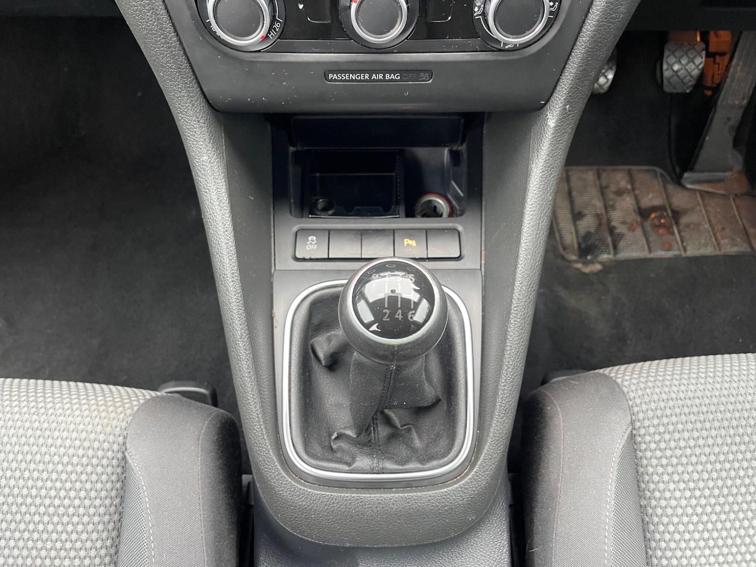 Used Volkswagen Golf 2010 for sale - 77898183: Photo 41