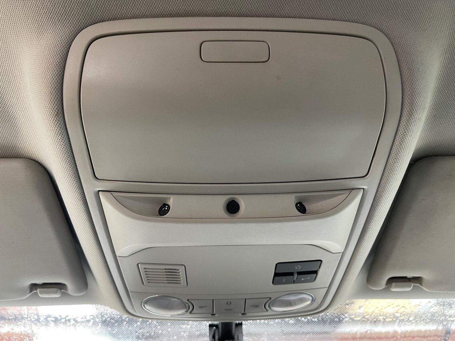 Used Volkswagen Golf 2010 for sale - 77898183: Photo 44