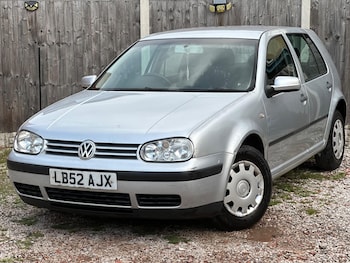 Used Volkswagen Golf 2003 for sale - 75926694: Photo