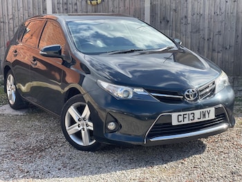 Toyota Auris feature image