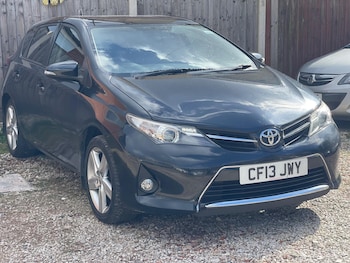 Used Toyota Auris 2013 for sale - 77839324: Photo