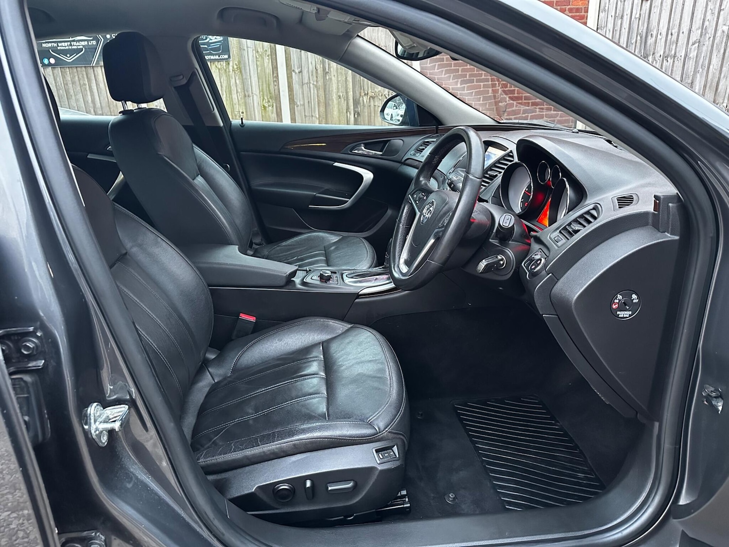 Used Vauxhall Insignia 2011 for sale - 78170128: Photo 26