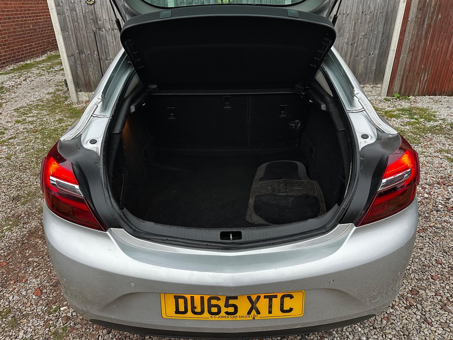 Used Vauxhall Insignia 2015 for sale - 76997035: Photo 12