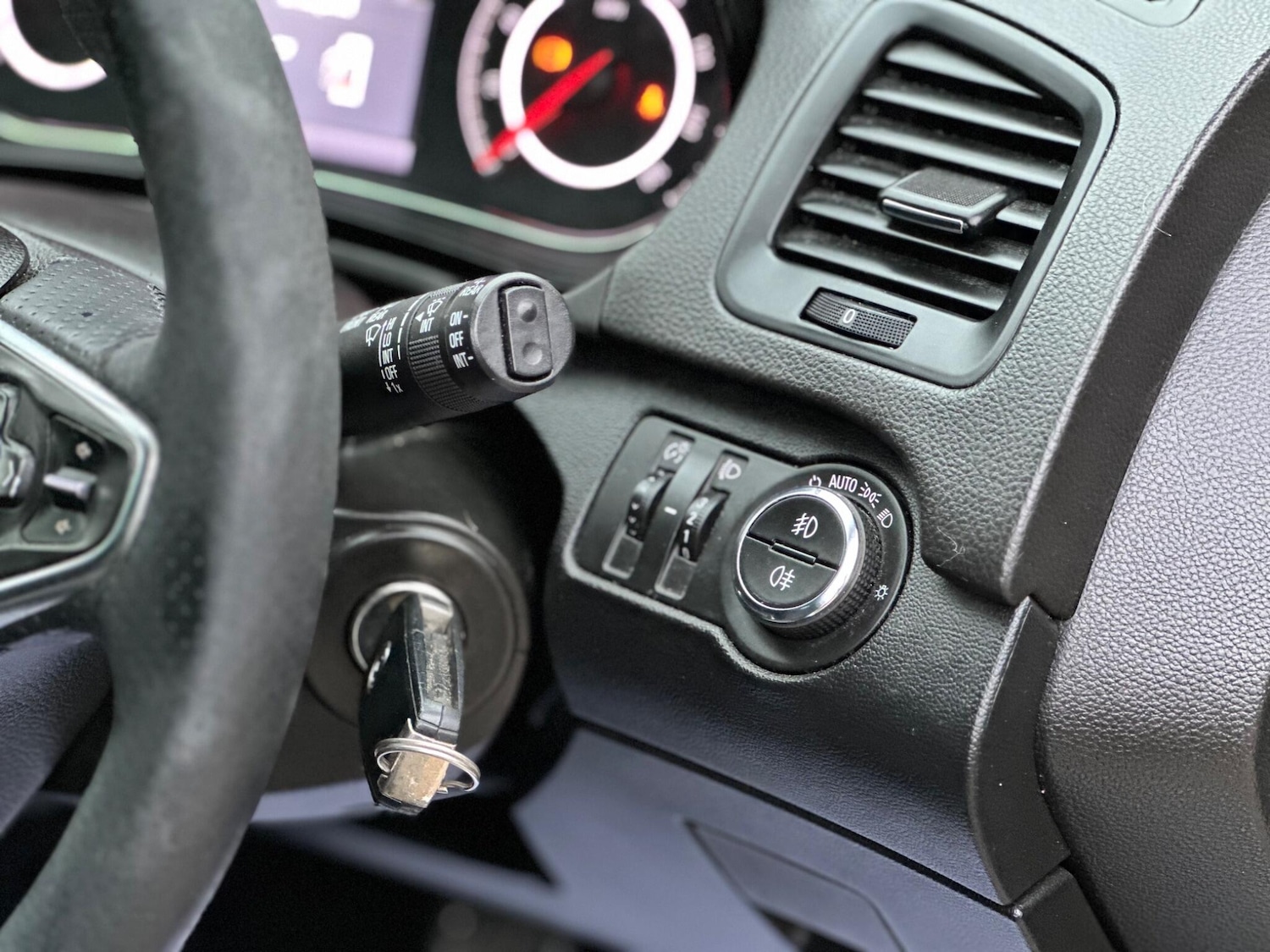 Used Vauxhall Insignia 2015 for sale - 76997035: Photo 25