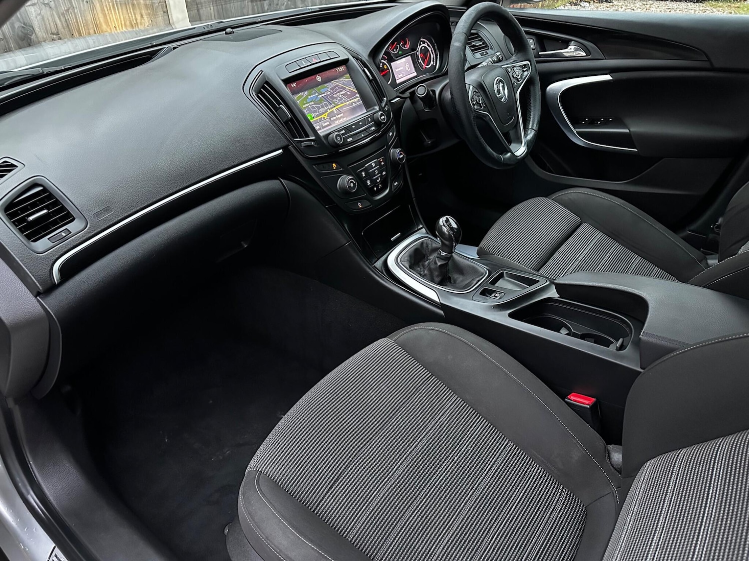 Used Vauxhall Insignia 2015 for sale - 76997035: Photo 32